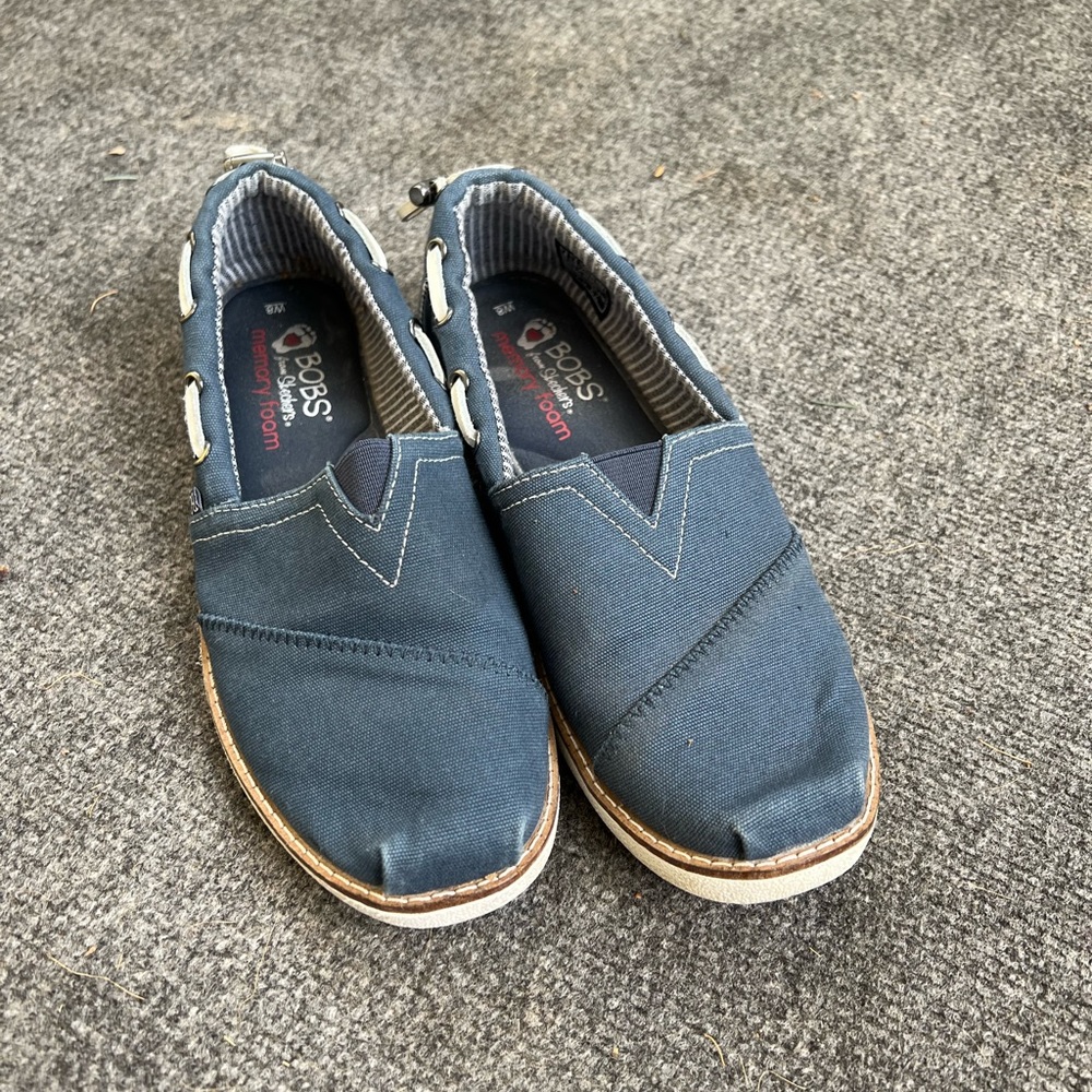 Bobs